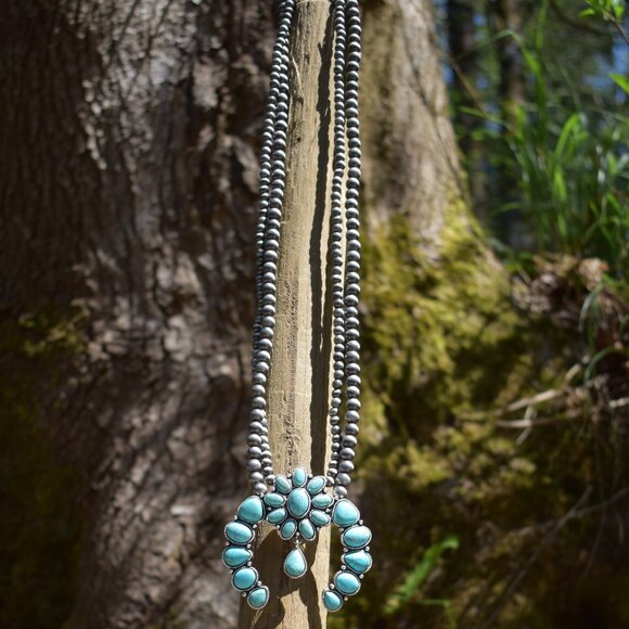 Small Turquoise Squash Blossom Necklace - Picture 1 of 2